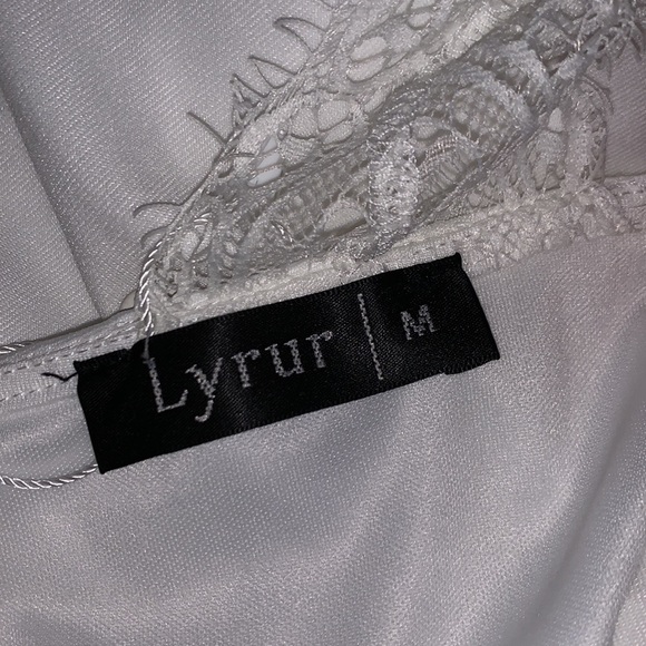 White High Neck Bodycon Dress - Picture 5 of 5